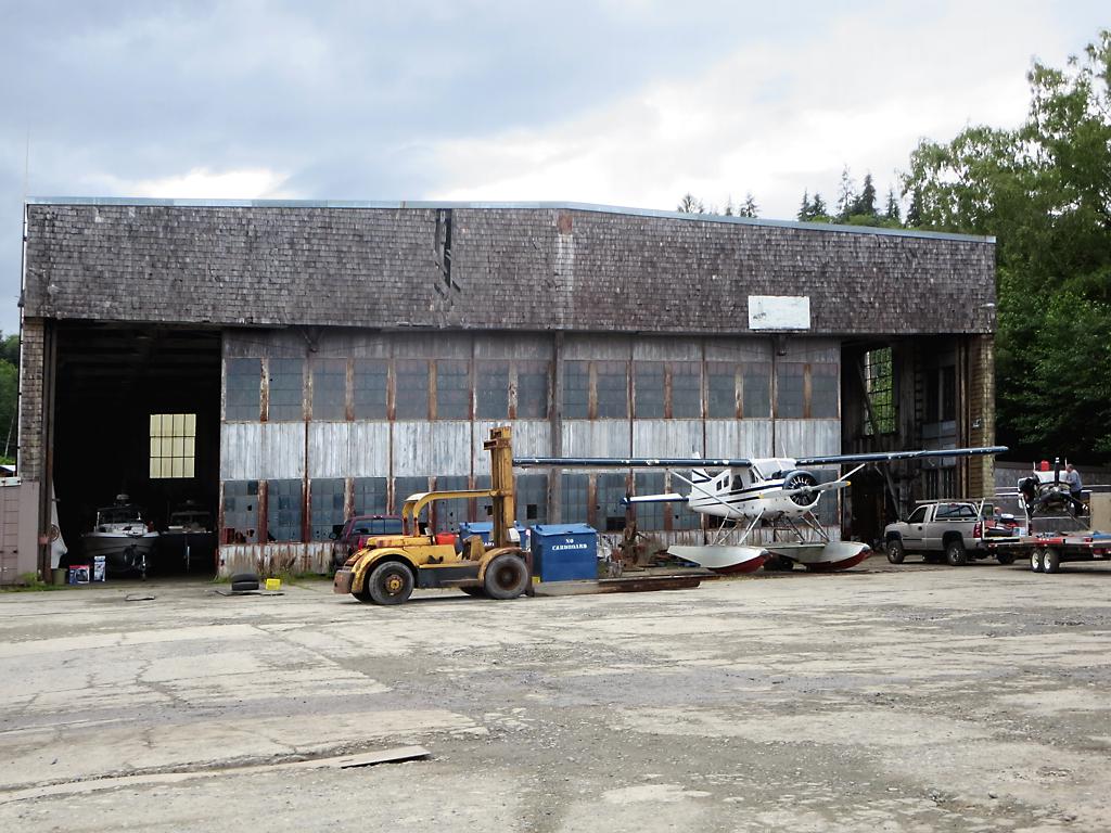 Wasserflugzeug-Hangar am Coal Harbour